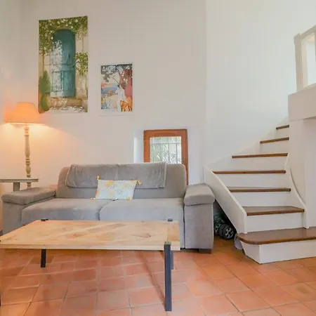 Duplex Au Coeur Du Vieil Антиб