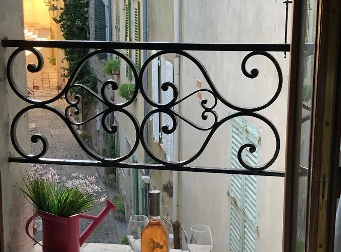 Duplex Au Coeur Du Vieil * Antibes